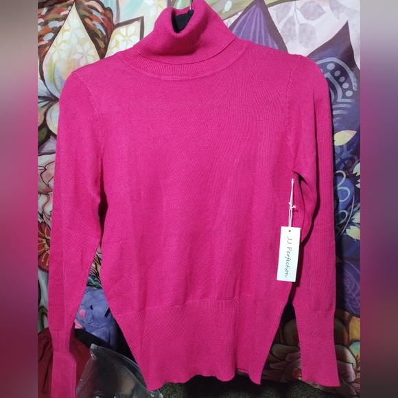 hot pink turtleneck long sleeve - Picture 2 of 7